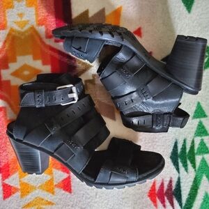 🖤 NWOT Sorel Nadia Black Leather Buckle Sandal Booties
